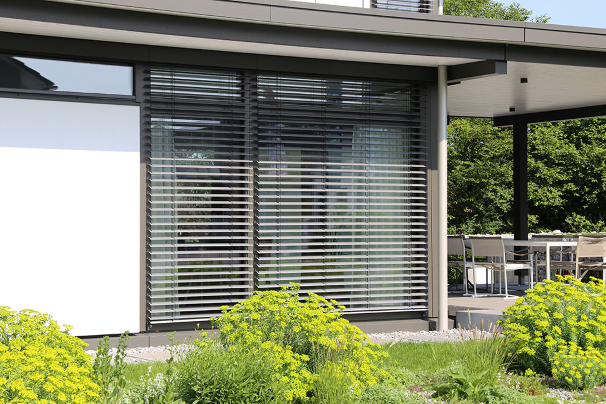 Rollladen­steuerung bei Elektro Heckel in Roth