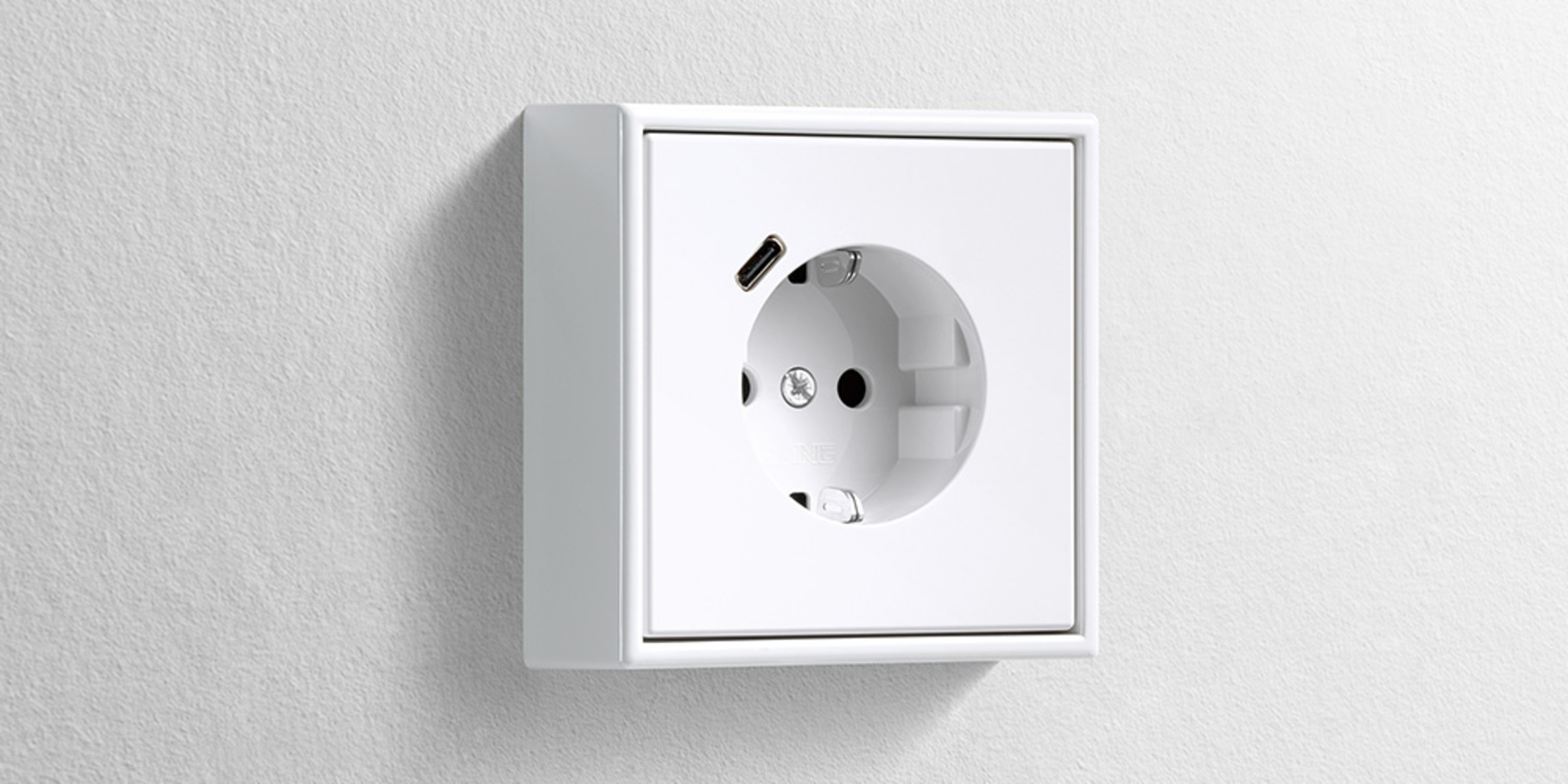 Erweiterter Anschlussraum für die Nachrüstung bei Elektro Heckel in Roth