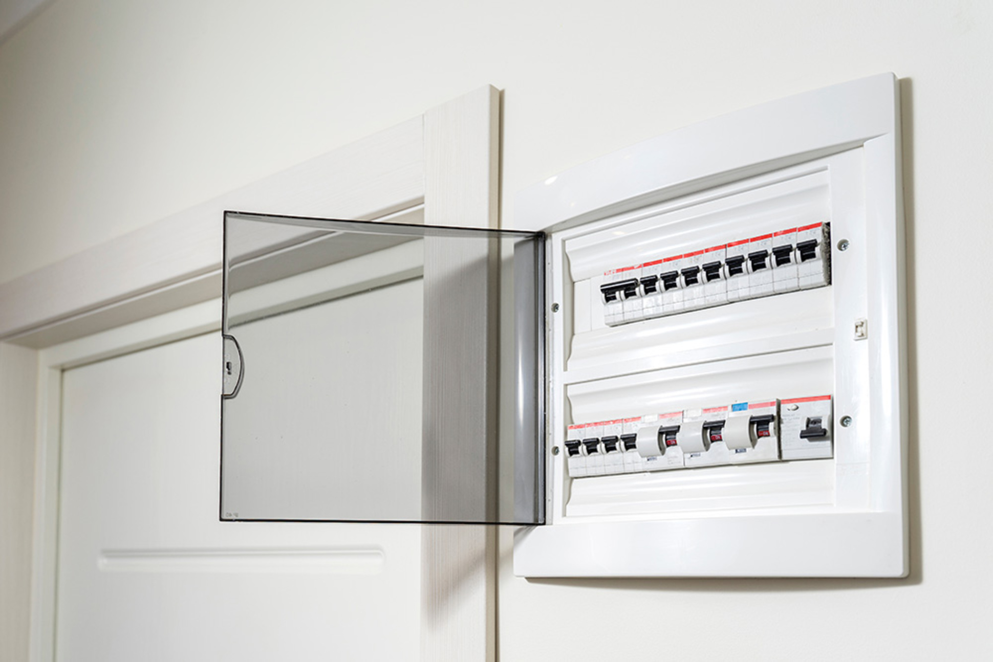 Über­spannungs­schutz bei Elektro Heckel in Roth